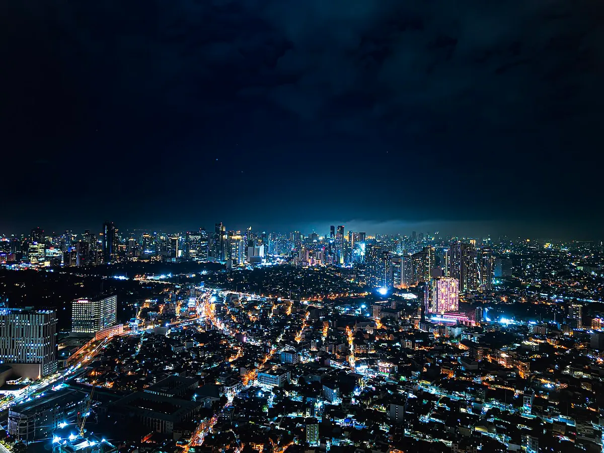 Manila skyline at night